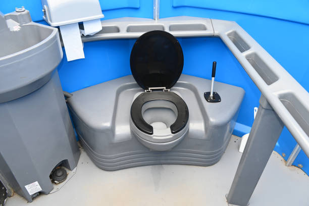 Best Portable bathroom rental  in Ukiah, CA